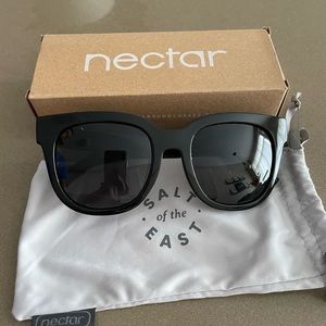 Nectar chucktown sunglasses black